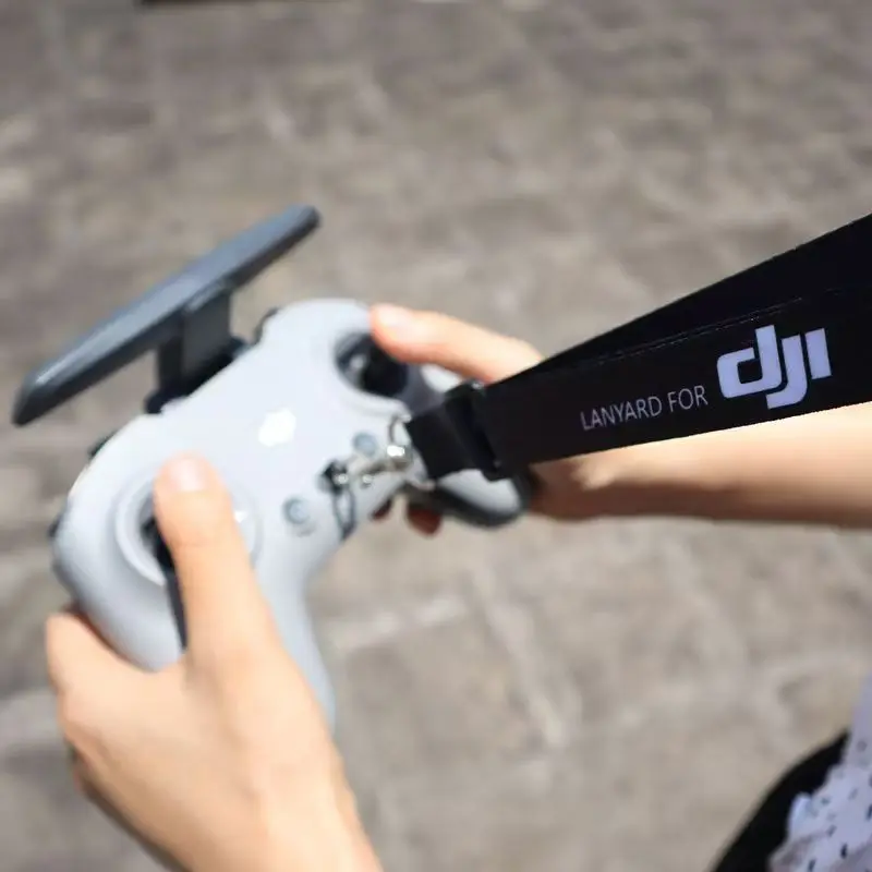 ネックストラップストラップリモコン防塵保護カバー DJI F - Drone Joystick Cover のレビューと価格